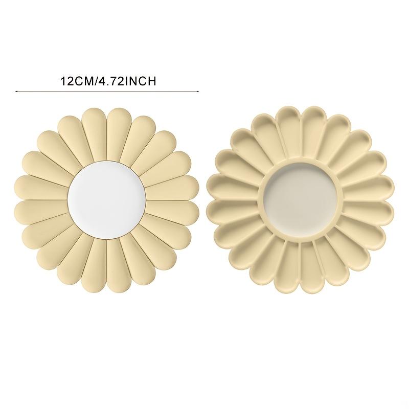 Silicone Daisy Trivet Mat, Large Heat-resistant Pot & Cup Coaster, High-grade Texture for Table Protection.