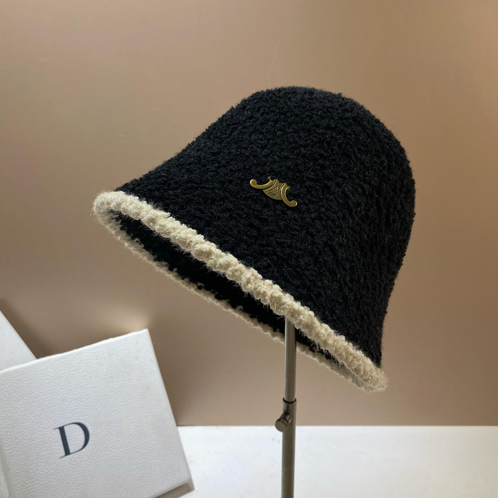 

Trendy Japanese Sweet Plush Bucket Hat Female Big Eaves Show Face Small Mink Velvet Basin Hat Outdoor Warmth Adjustable чорний