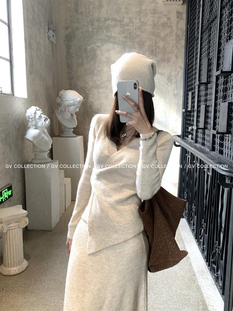 Elegant French Style Irregular Sweater Skirt Set for Women - Autumn/Winter Waist-Cinching Three-Piece Ensemble