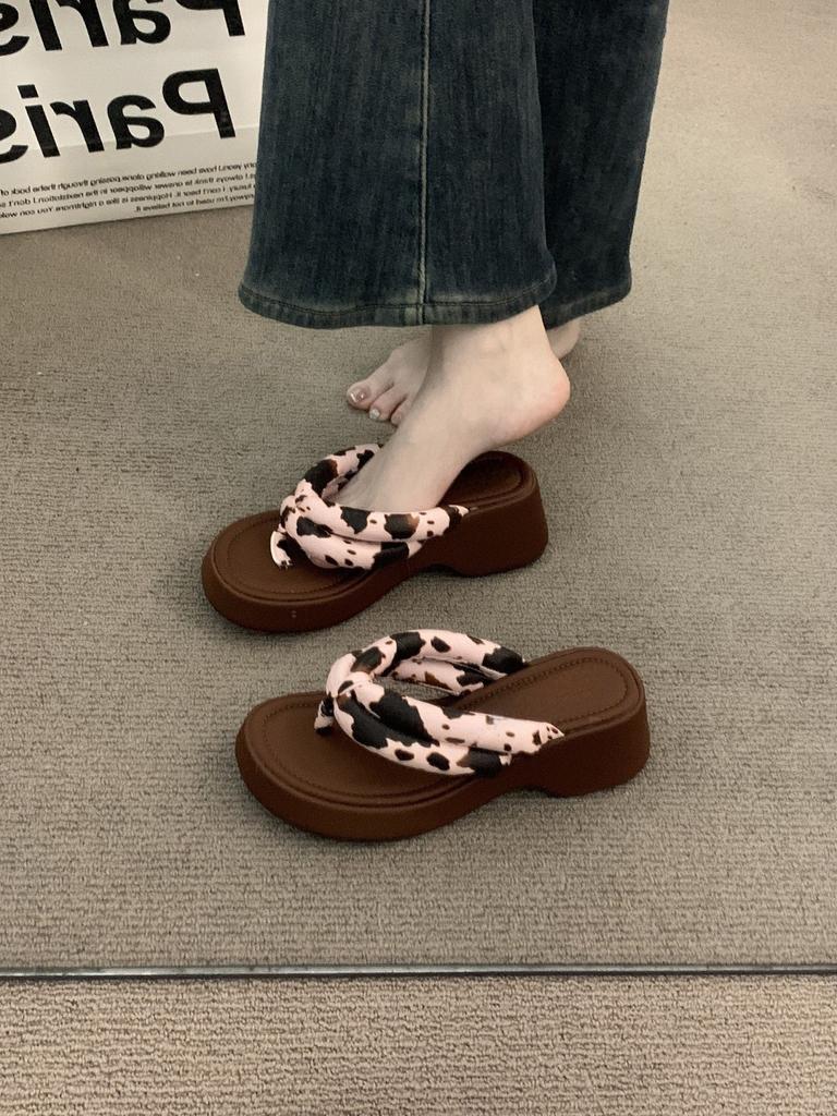 Niche muffin wedge heel fairy toe sandals female with skirt inner height-increasing slippers