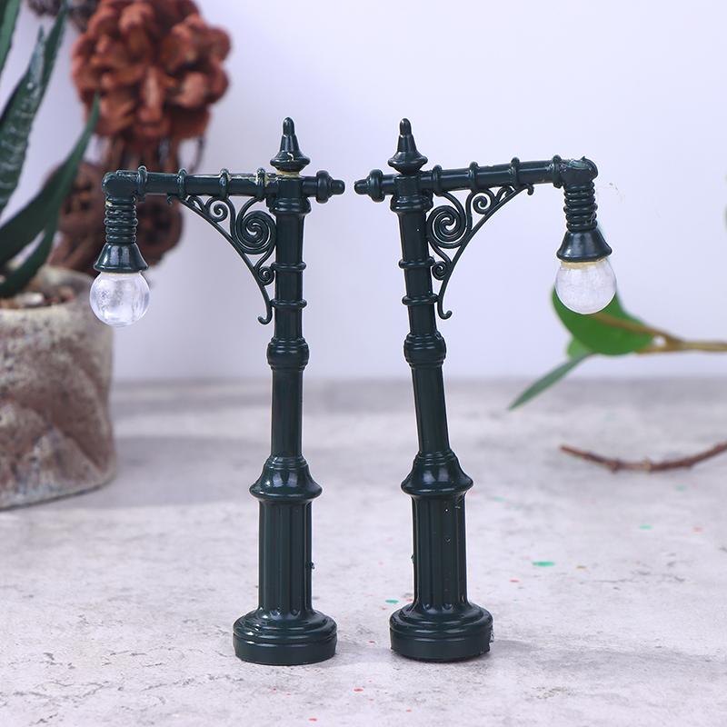 2/12Pcs Mini Christmas Street Lights Model Garden Street Lights Dollhouse Simulation Miniatures Lights Ornaments Home Decor