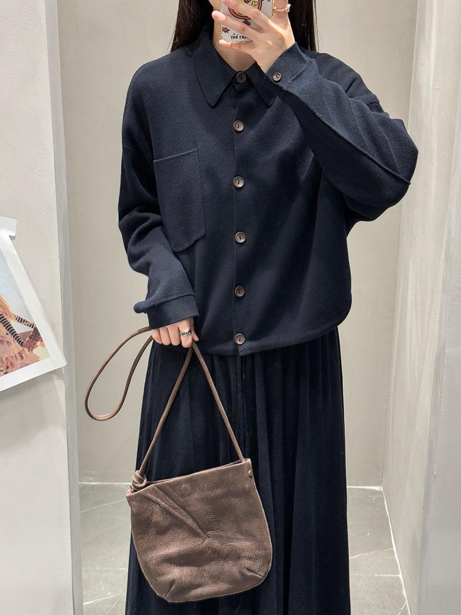 

Осенний кардиган из короткой трикотажной пряжи из овечьей шерсти с лацканами - Женский свободный повседневный универсальный стиль One Size (45-75 kg) темно-синий