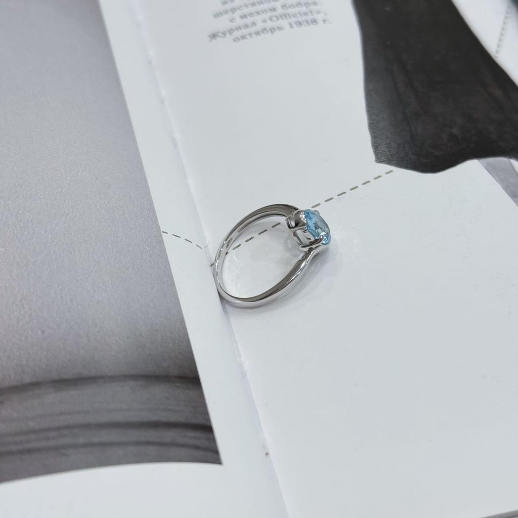 Серебряное кольцо с натуральным топазом 1.442ct, вес изделия 2,41 гр (2171591)