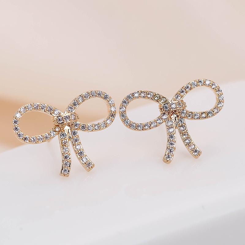 Elegant Bow Micro-inlaid Diamond Stud Earrings - Pure Copper, Creative Fashion Style