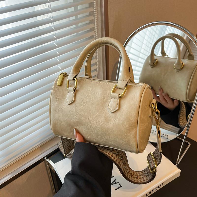 Stylish Japanese Minimalist Pu Boston Bag For Women Perfect For Daily Use And Fashionable Outfits