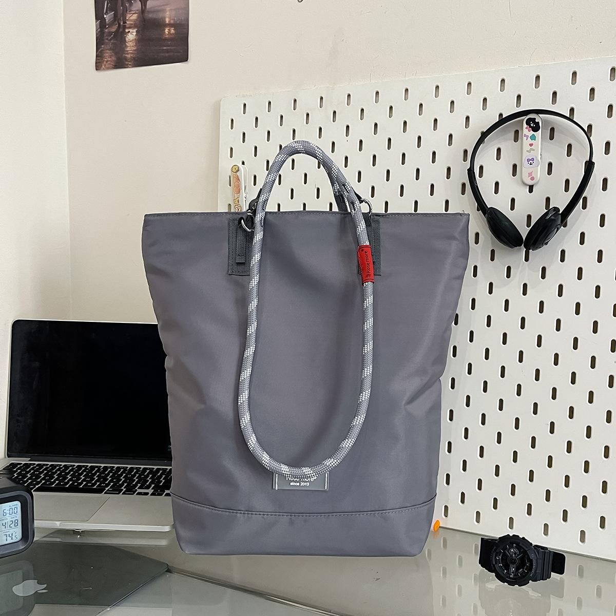 Lightweight waterproof nylon tote bag women s large-capacity portable shoulder commuter bag women s tote bag to work in winter серый