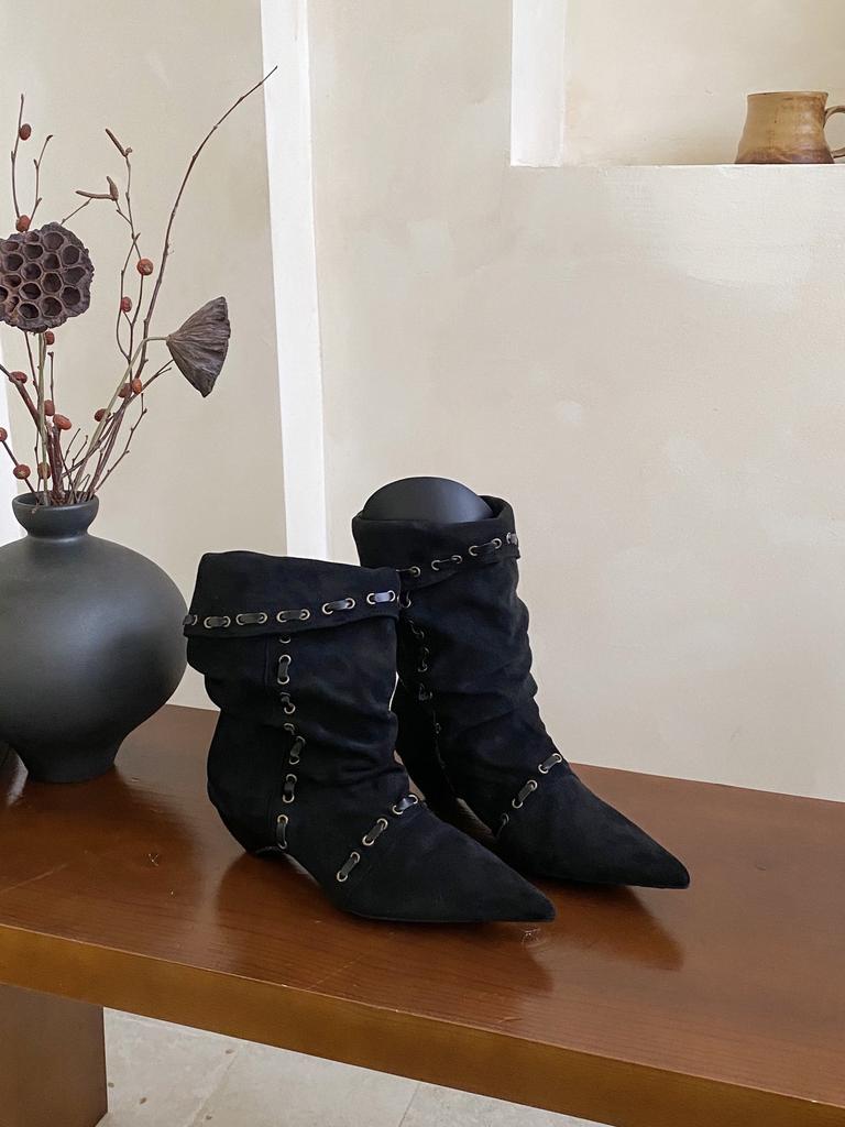 Herbst und Winter 2025 neue europäische und amerikanische Stil handgebundene Faden spitze dicker Absatz Wildleder Kurzstiefel dünne mittelhohe Stiefel