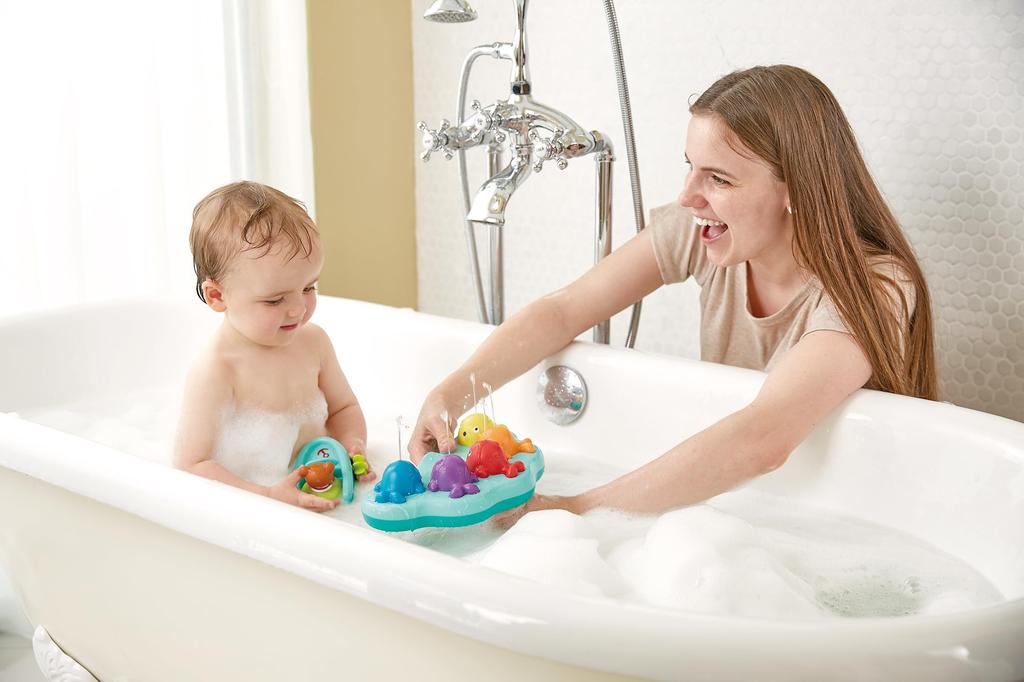 Hape Whale Fountain Party E0218