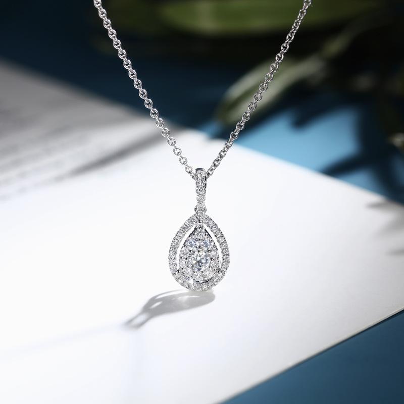 Ladies' Water Droplet Pendant Necklace Collarbone Chain, Synthetic Zircon Double Surround Design, Minimalist and Elegant Jewelry