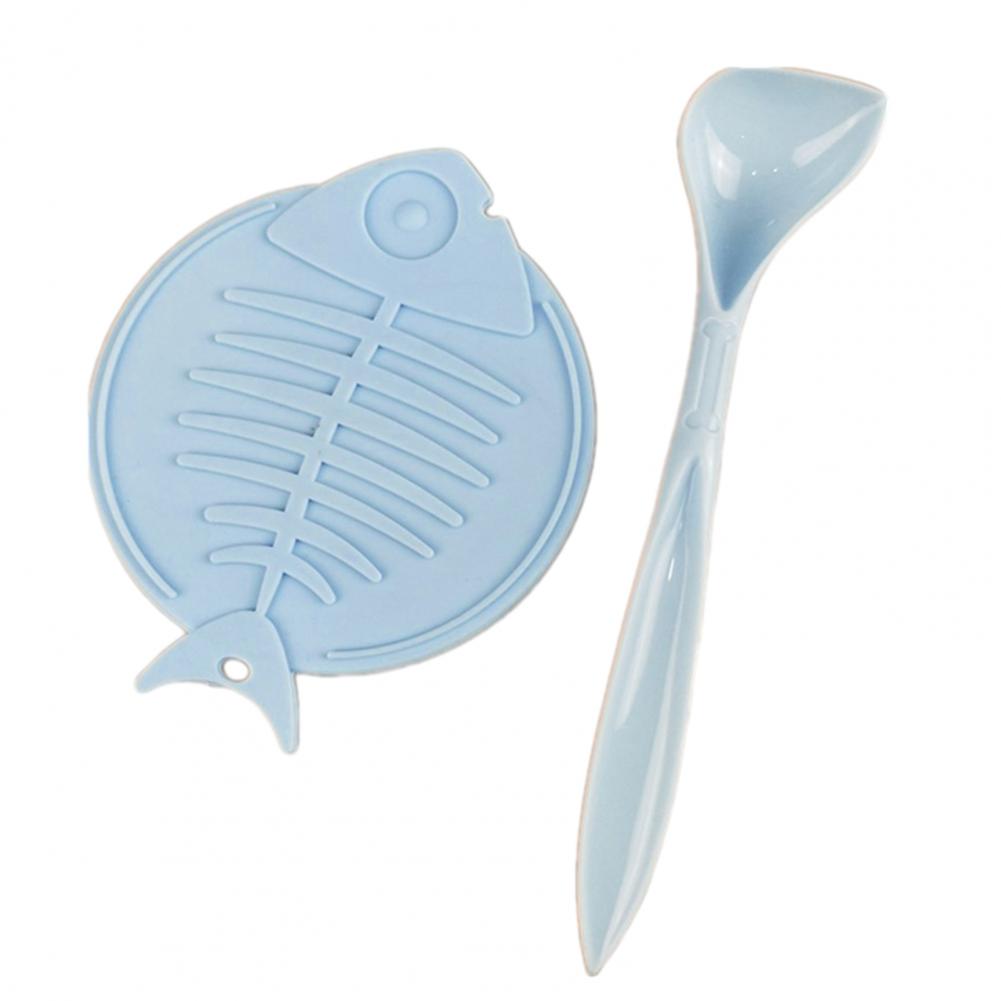 

Silicone Pet Can Lid with Spoon Cat Can Cover Fresh-keeping for Dog Wet Food Storage Topper for 3/5 /5.1/5.5/13/13.2 Oz Cans синій