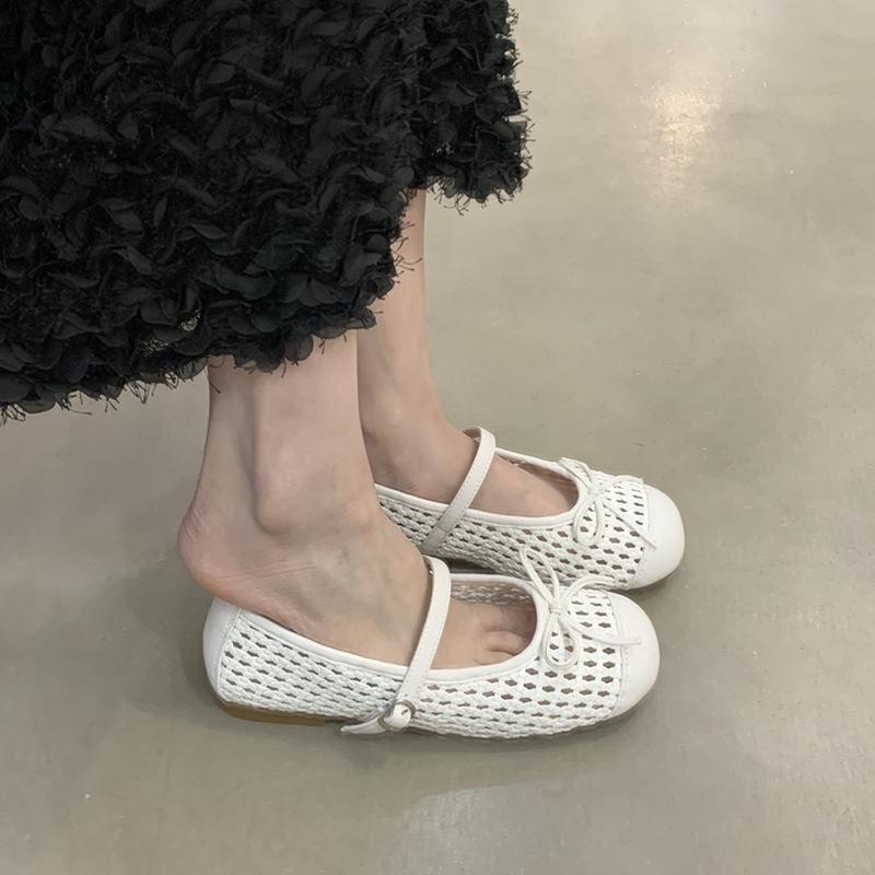 

Woven mesh single shoes women s summer wear 2025 new breathable gentle evening breeze flat soft sole Mary Jane sandals 40 бежевий