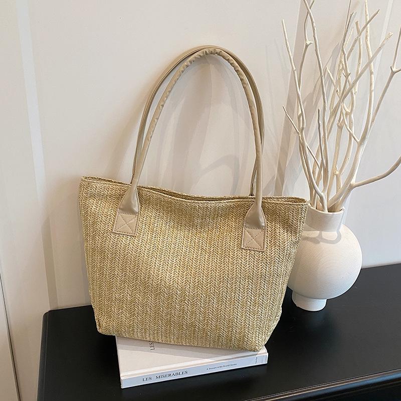 Retro woven contrasting color bucket bag 2025 spring new fashion trend women's shoulder tote bag beach vacation