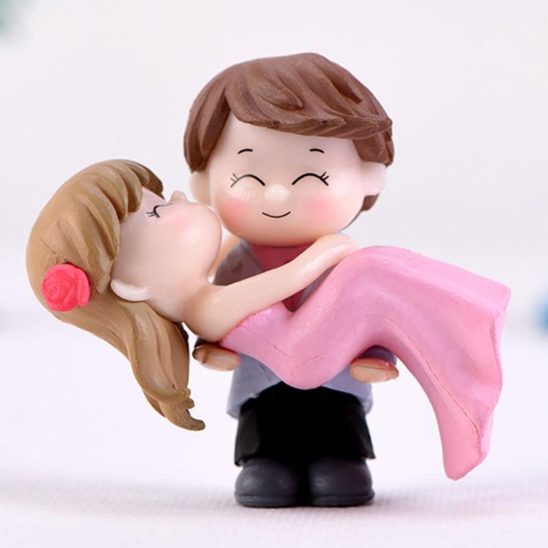 Sweety Lover Couple Chair Figurines Miniatures Fairy Garden Home Decor Desk Garden Decorative Craft Resin Craft Scene Decoration