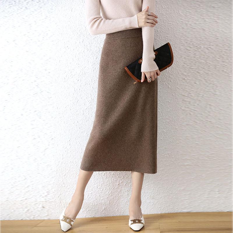 Women's Wool Knit Slimming Classic Hip-Hugging Skirt - Solid Color