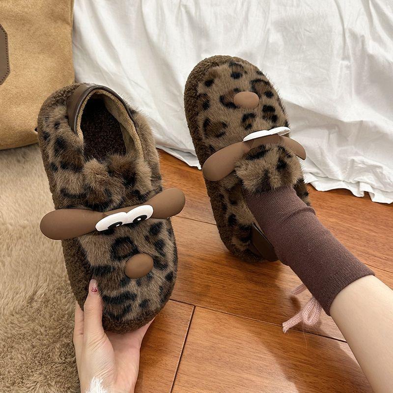 Wear heightened non-slip waterproof bag head cool slippers for women's 2025 autumn and winter new thick-bottomed cute ugly cartoon slippers