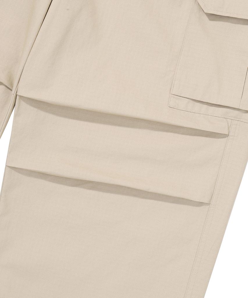 Syupeodeulai Cargo Parachute Pants Beige