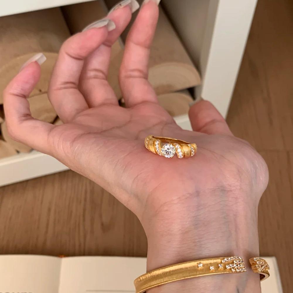 

Elegant Open Ring for Women Vintage Baguette Diamond Wedding Ring Mobius Twist Braided Boho Style adjustable