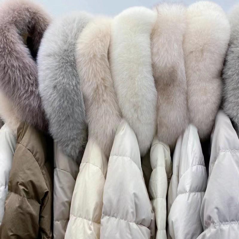 Women's Mid-Length Winter White Duck Down Jacket with Large Fur Collar, Loose and Thickened, 2025 Fashion Edition.
