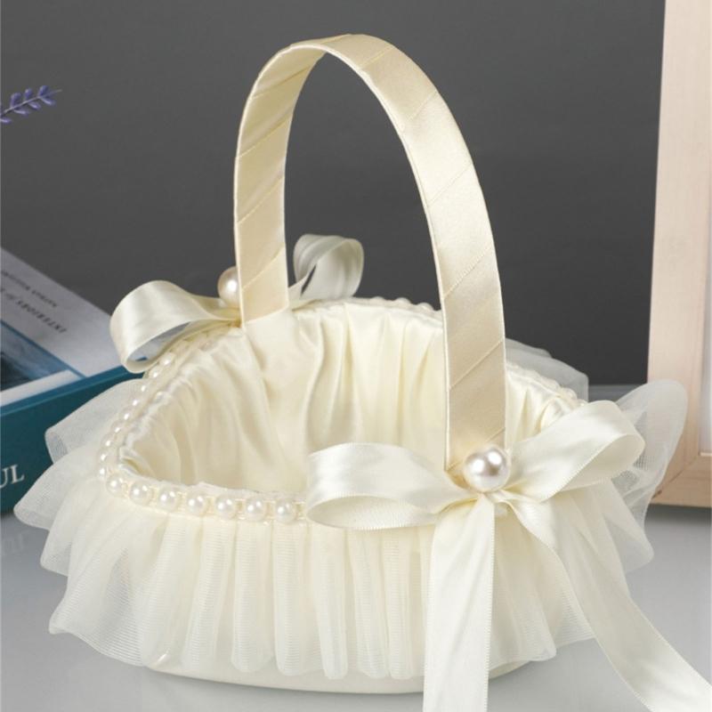 Wedding Basket Portable Western Wedding Decorative Flower Baskets with Lace Girl Heart Shaped Storage Basket Anniversary