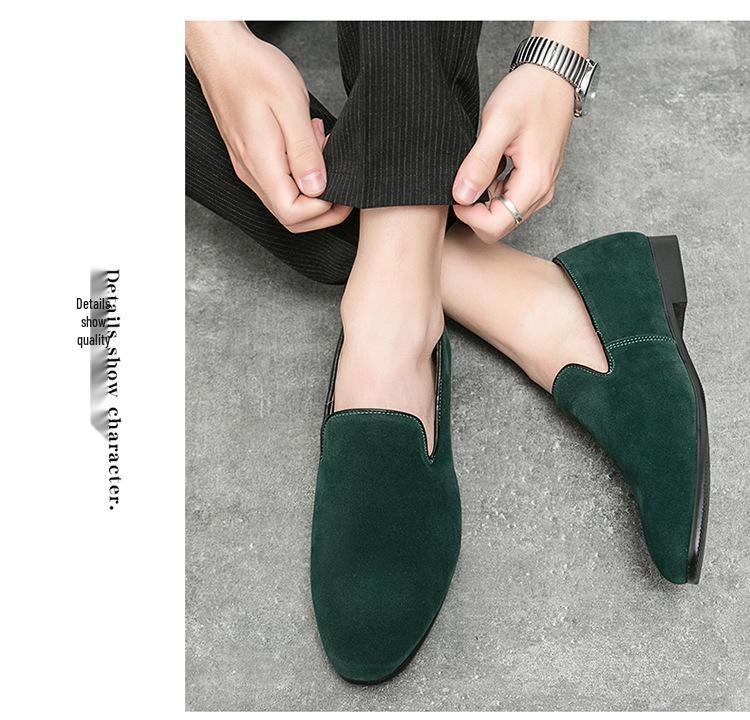 Mocassini da Uomo in Pelle Scamosciata Slip-On con Tacco Nascosto, Punta Affusolata in Pelle Stile Britannico.