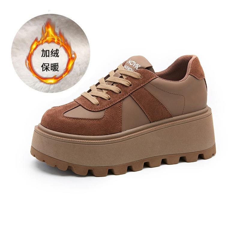 2025 autumn new velvet retro German training shoes women's muffin platform dad small inner height increase women's shoes 9238