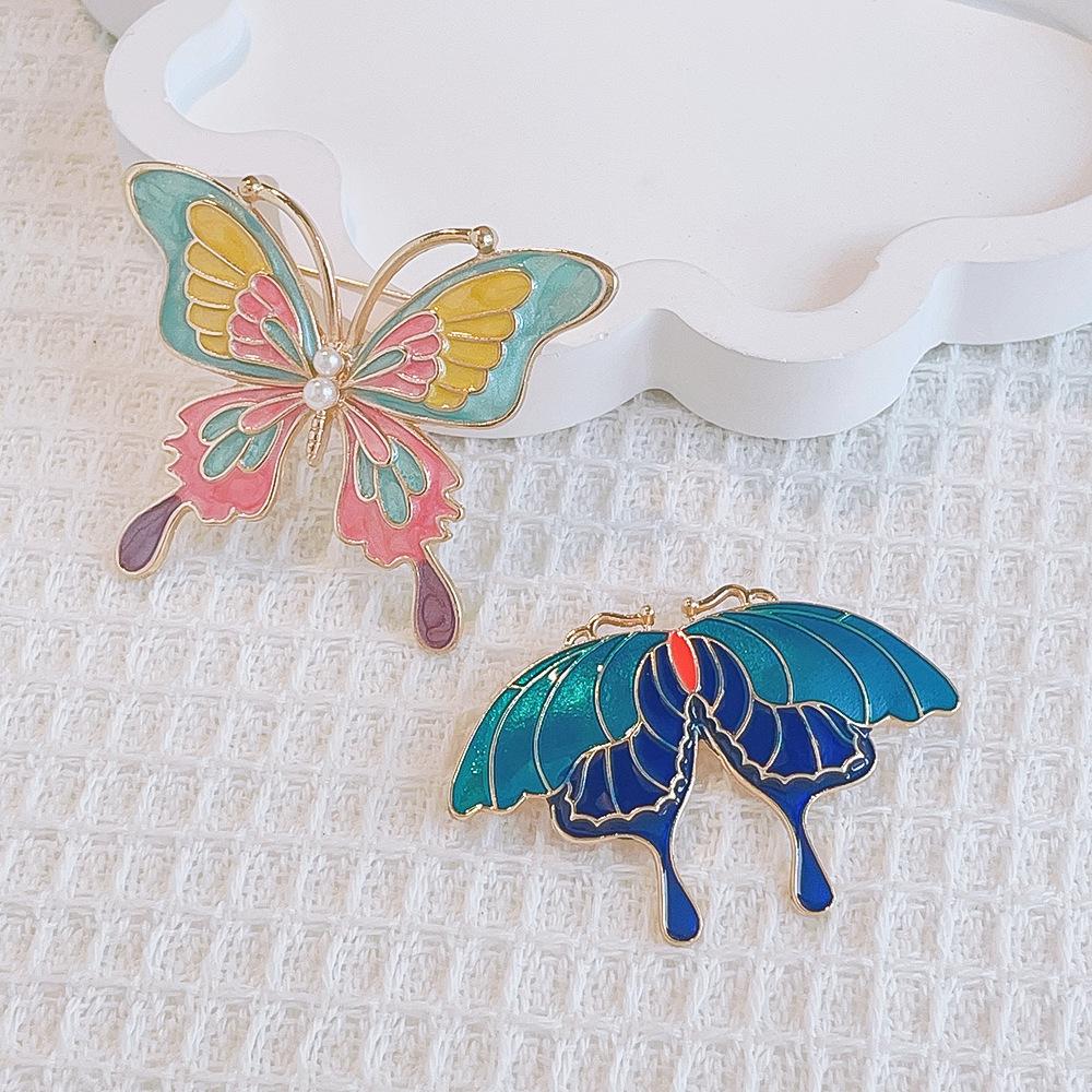 Cute Butterfly Moth Brooches for Women Men Exquisite Insect Pins Jewelry Trendy Accessories Birthday Party Gifts