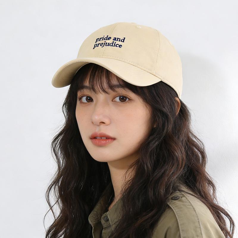 

Spring and summer embroidered versatile outdoor visor cap, enlarged and deepened to show the face, small sunscreen cap regular code