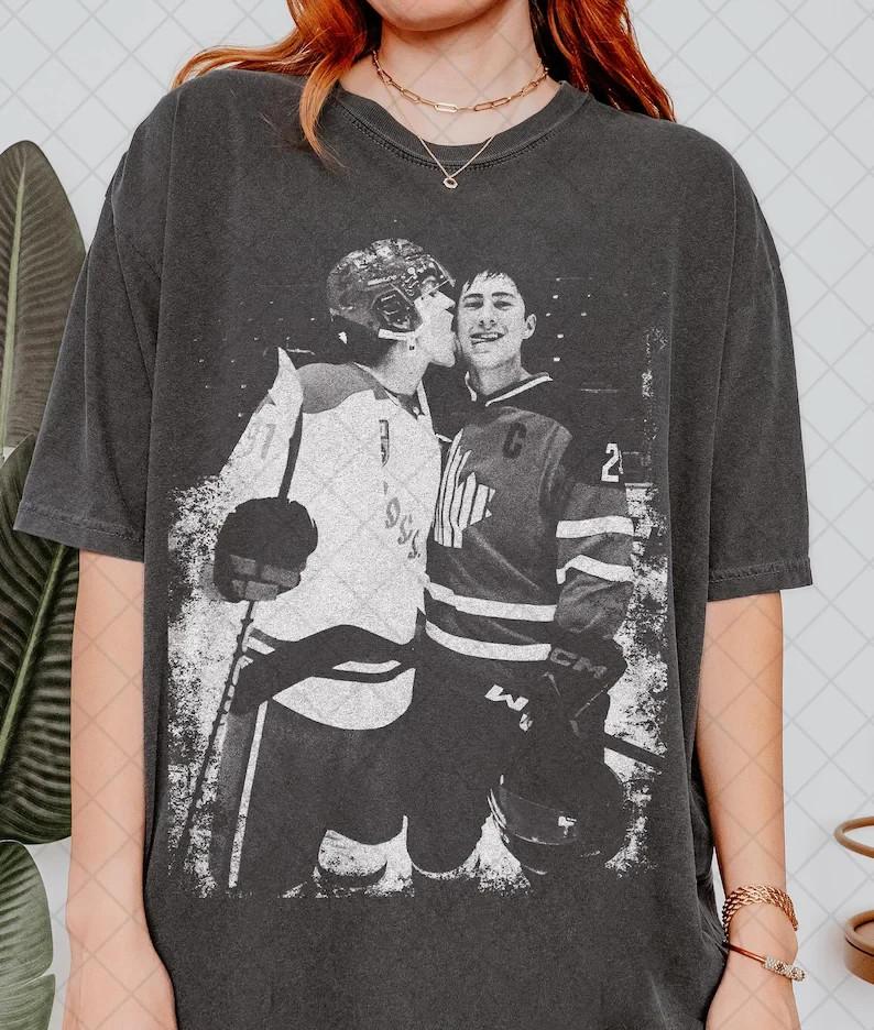 Hudson Williams Connor Storrie Vintage T-Shirt Unisex Vollständige Größe Tee