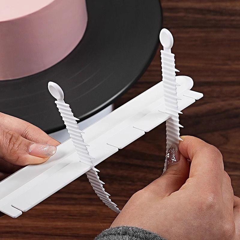 Curved Edge Buttercream Piping Tool - Cake Skirt Lace Decorator Ruler