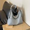 Casual Bag Women's Large-capacity New Fashion Shoulder Messenger Commuter Bag