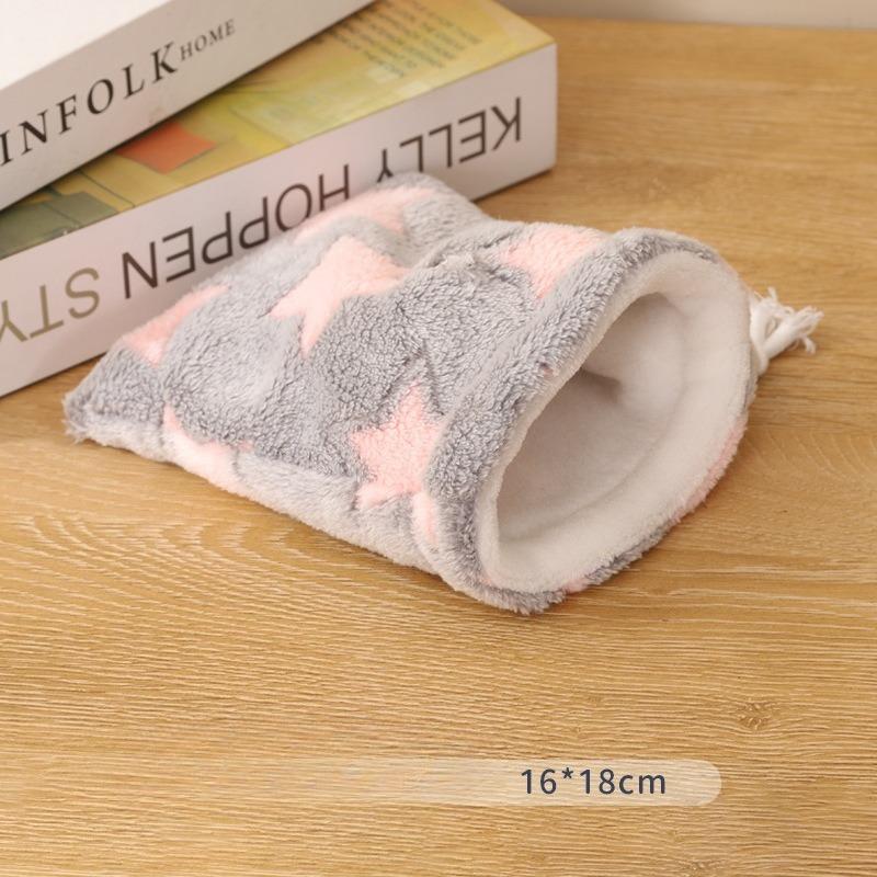 Hamster Sleeping Bag Warm Soft Plush Pet Sleep House Small Pet Bed for Hedgehog Guinea Pig Squirrel Pet Hamster Outing Pocket
