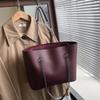 Fashionable Chain PU Shoulder Bag Women's Handbag  New Versatile Commuting Women's Shoulder Bag Tote Bag
