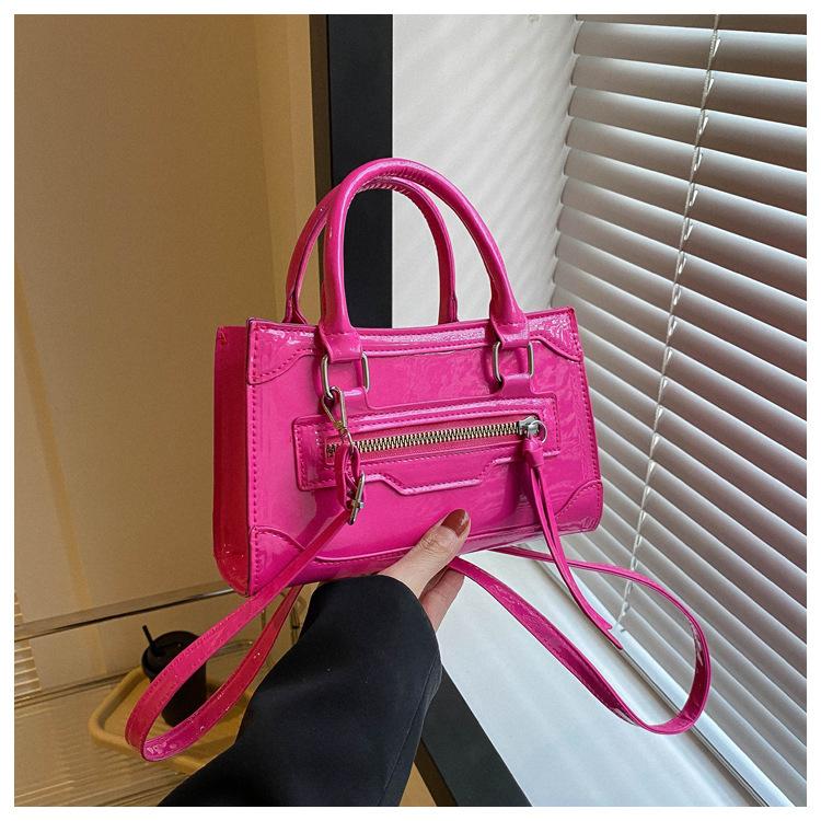 

Textured handbag bag women s 2025 new fashion textured casual shoulder messenger small square bag