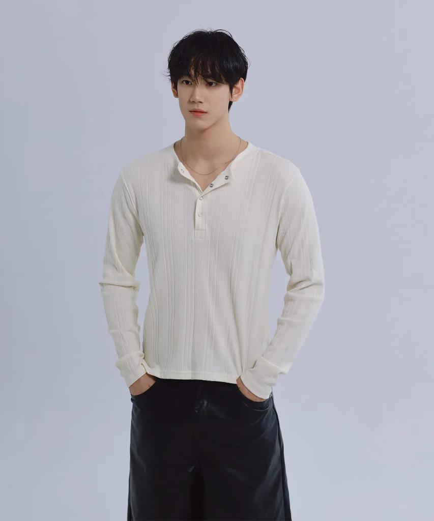 Peuloseseu Airy Henley - Cream