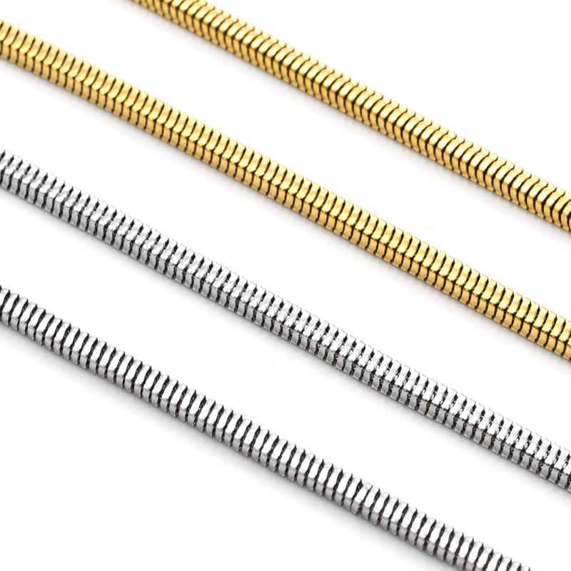 Minimalist Korean Style Gold-Plated Snake Chain Clavicle Necklace In Stainless Steel