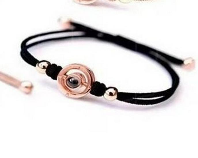 Couple's Smart Long-Distance Vibration Bracelets - High-End Interactive Pair for Remote Connection