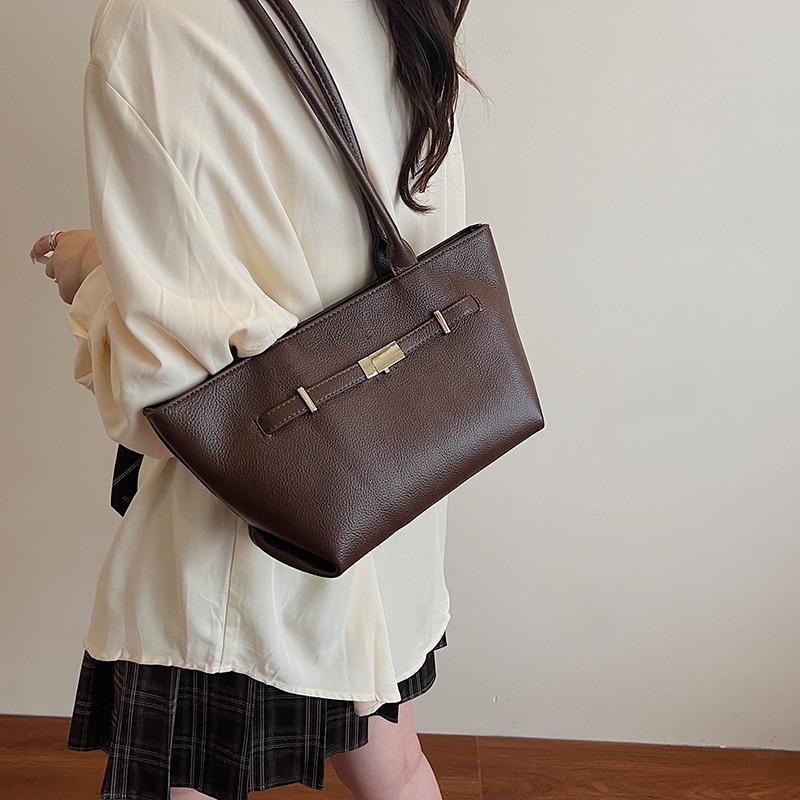 Hand-held Vegetable Basket Bag New Women's Retro Underarm Women's Tote Bag Commuter Fashion Shoulder Bag
