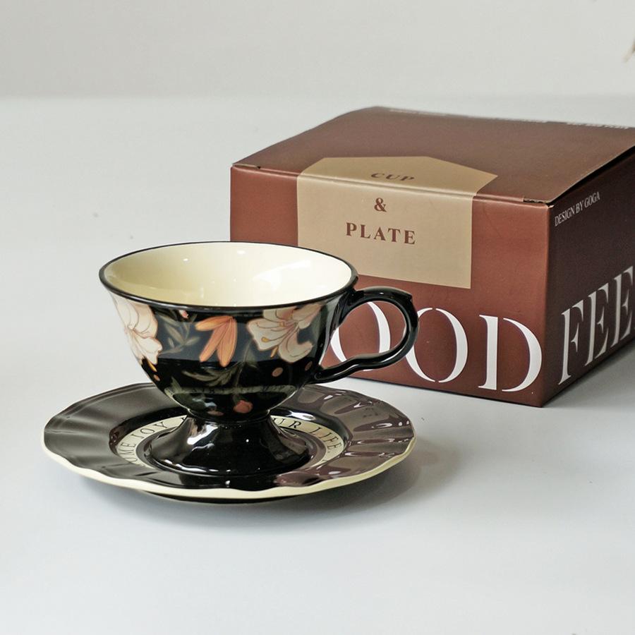 Vintage Floral Ceramic Cup Saucer Set Black Base Floral Coffee Cup for Coffee Tea Afternoon Tea Retro Home Decor Gift белый
