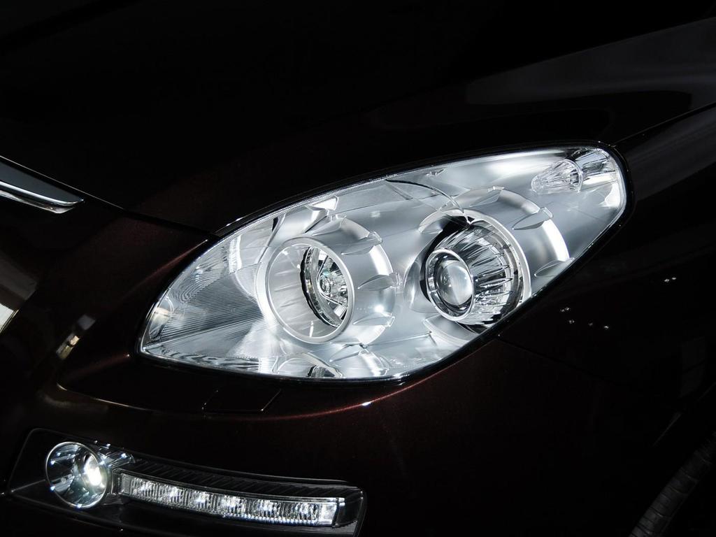 Luxgen Big 7 (2011-2014) Headlight Cover: Transparent Shell Mask