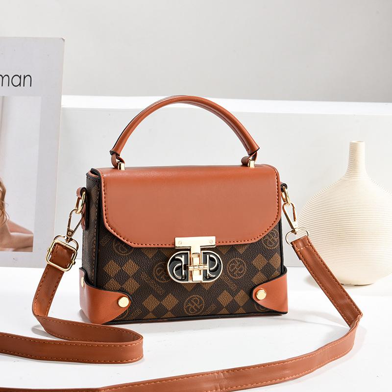 Women's bag 2025 new small square bag fashion casual high sense shoulder messenger bag versatile handbag bag women