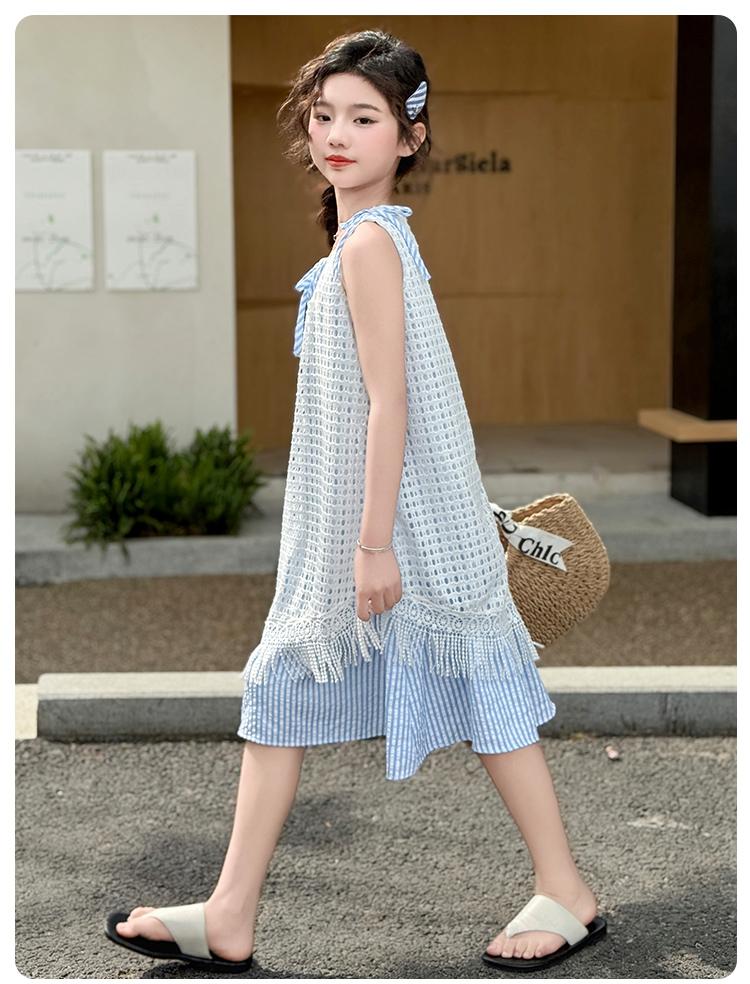 Women's clothing 2026 summer new layered hollow dress, mid size children's vacation style striped two-piece set, stylish