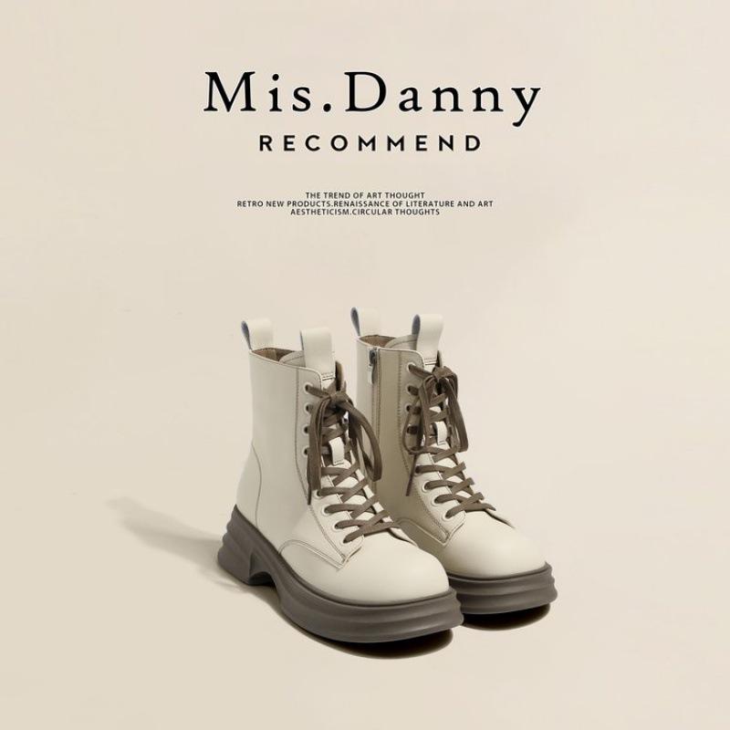 Martin boots women's 2025 new British style retro boots women's spring and autumn single boots thick-soled lace-up versatile snow short boots