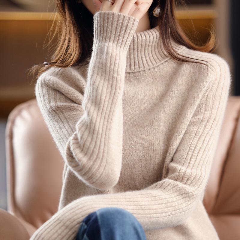 Dámský fleecem podšitý svetr s vysokým límcem