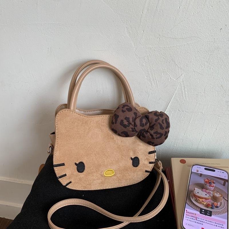 Hello Kitty Cartoon Shoulder Bag For Girls With Pu Material And Spacious Storage