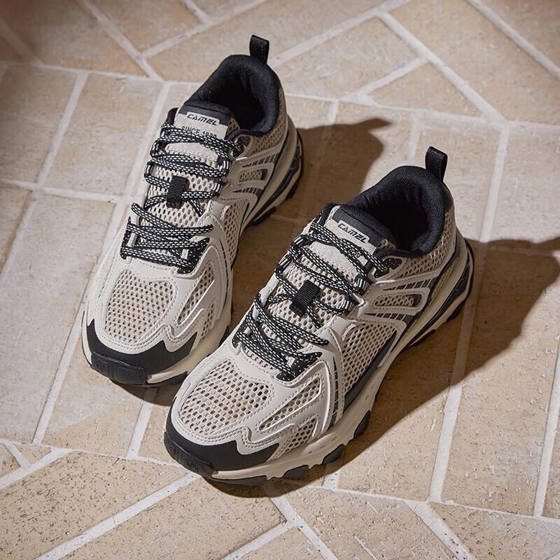 Camel Chasing Light Casual Running Shoes