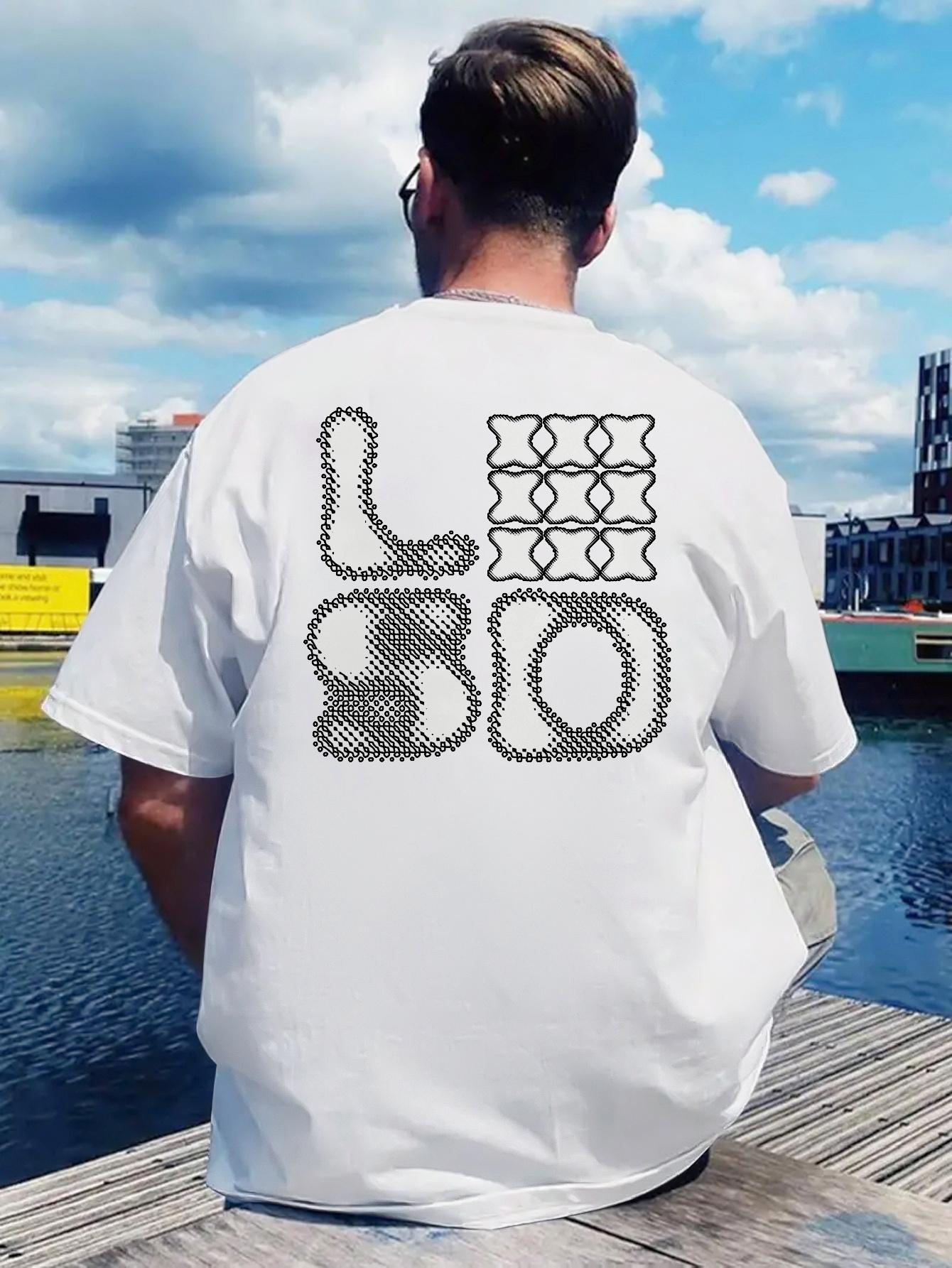 A T-shirt with a Back Print of Moebius Strip Elements M