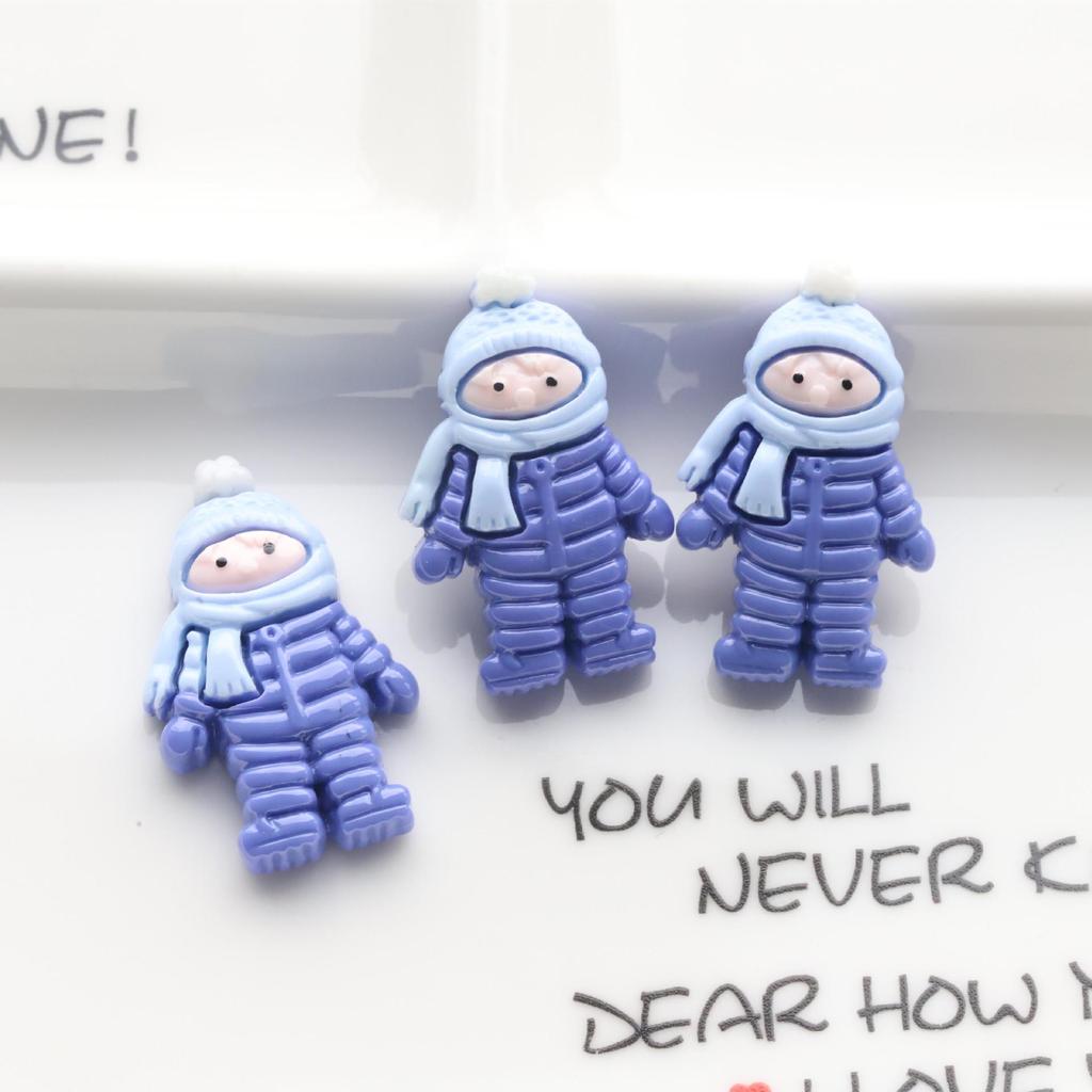 2025 DIY Christmas Tree Resin Accessories: Santa Claus Ornament, Phone Case, Jewelry Patches