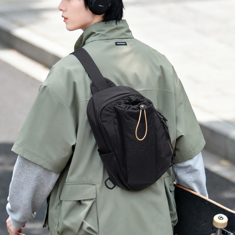 GOLF Breast Bag Men's Lightweight Messenger Bag Women's Large Capacity Shoulder Bag Mobile Phone Ipad Leisure Sports Outdoor Backpack