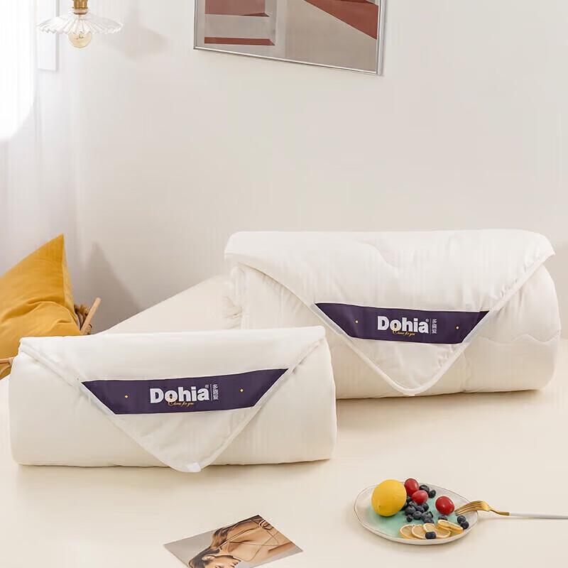

Dohia 2-in-1 Silk & Australian Wool All-Season Comforter