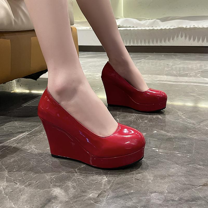 Scarpe Eleganti Taglia Grande Scarpe Singole Estive Nuove Punta Tonda Bocca Bassa A Calzare Piattaforma Impermeabile Antiscivolo Tacco Alto Scarpe con Tacco